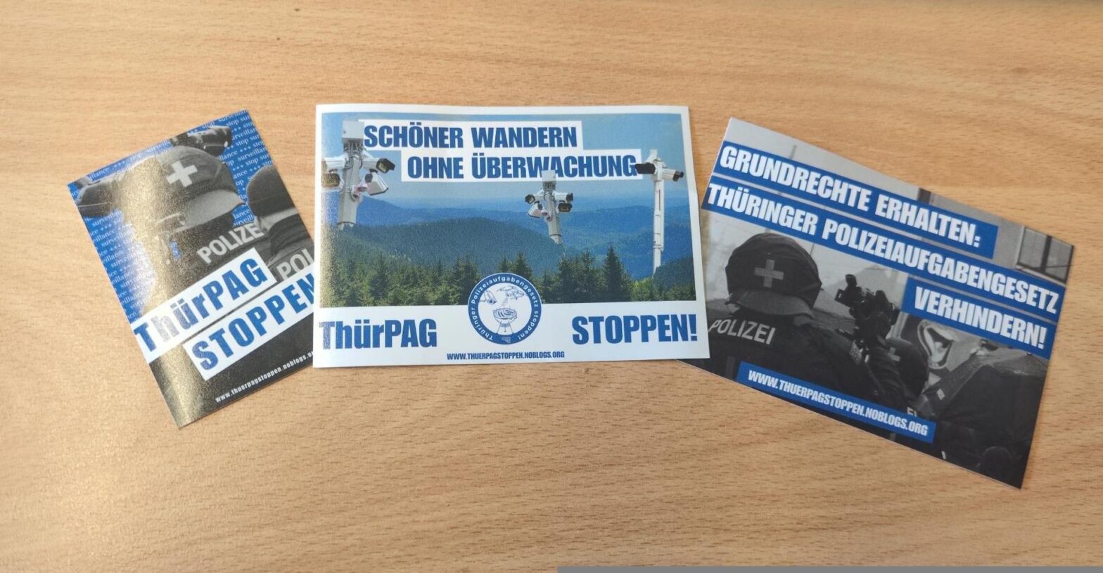 Drei Stickermotive